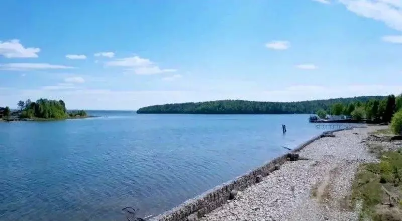 Участок в Иркутская область, Иркутский район, Марковское муниципальное ... - Фото 0