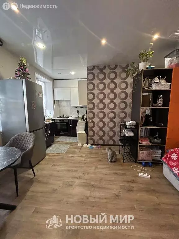 2-комнатная квартира: Бор, Интернациональная улица, 60 (37.9 м) - Фото 2