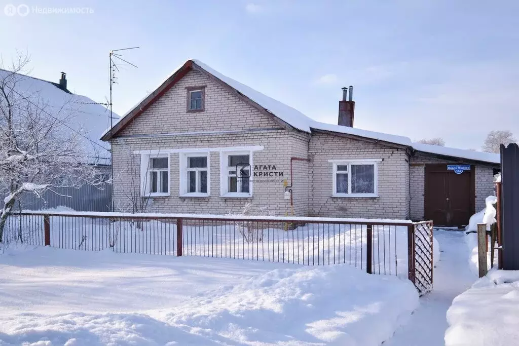 Дом в посёлок городского типа Большие Дворы, улица Карла Маркса, 15 ... - Фото 1