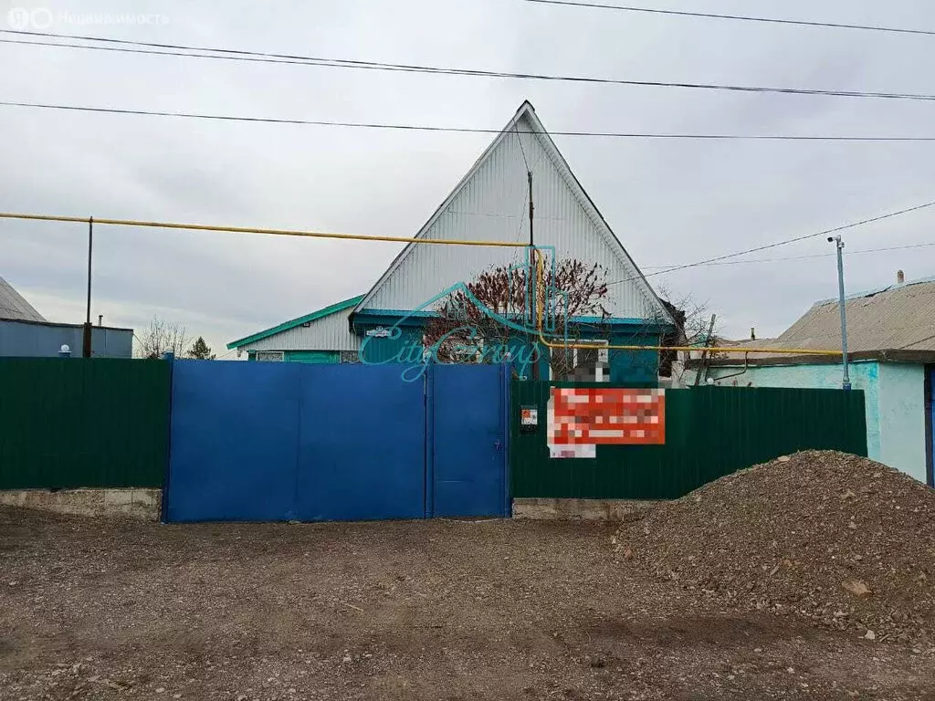 Дом в Кувандык, Архитектурная улица, 21 (63.6 м) - Фото 1