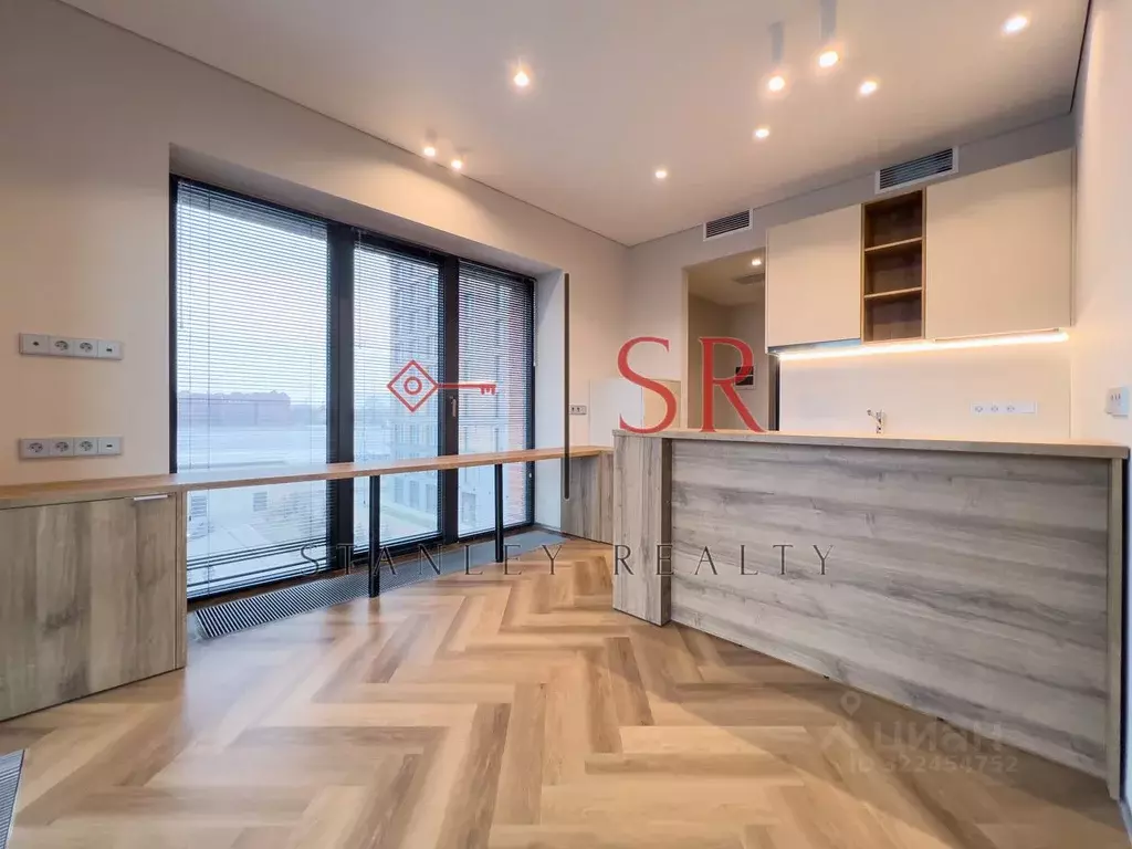 Студия Санкт-Петербург наб. Макарова, 58 (22.0 м) - Фото 1