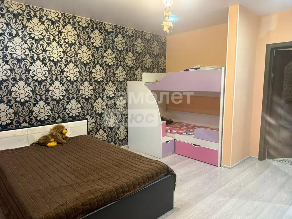 2-к кв. Башкортостан, Давлеканово ул. Карла Маркса, 125А (57.0 м) - Фото 0