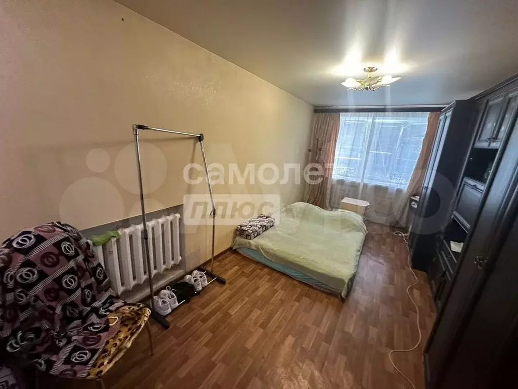 Комната 18,4 м в 1-к., 1/3 эт. - Фото 1