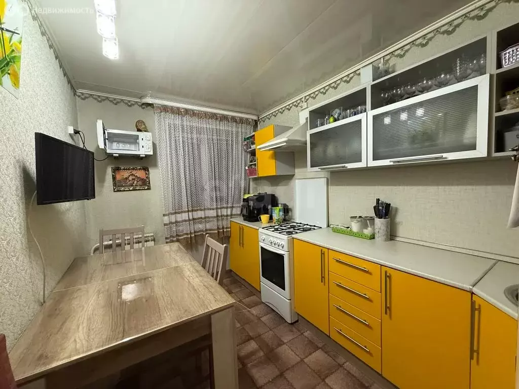 2-комнатная квартира: Южноуральск, улица Советской Армии, 11А (50 м) - Фото 2