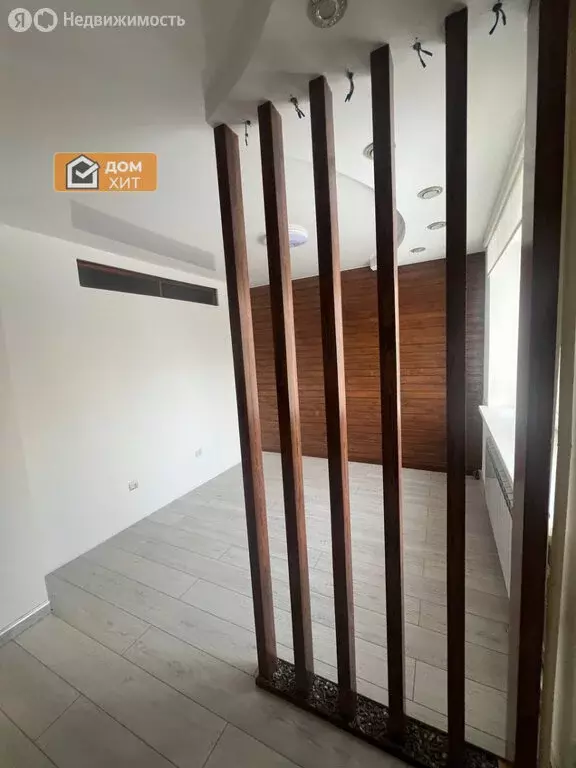 3-комнатная квартира: Симферополь, Семафорная улица, 6 (71.9 м) - Фото 2