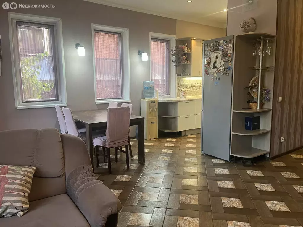 Дом в Калининградская область, Гурьевский муниципальный округ, посёлок ... - Фото 1