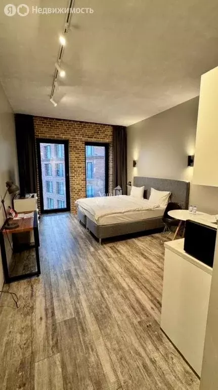 Квартира-студия: Санкт-Петербург, набережная Макарова, 60 (29.6 м) - Фото 2