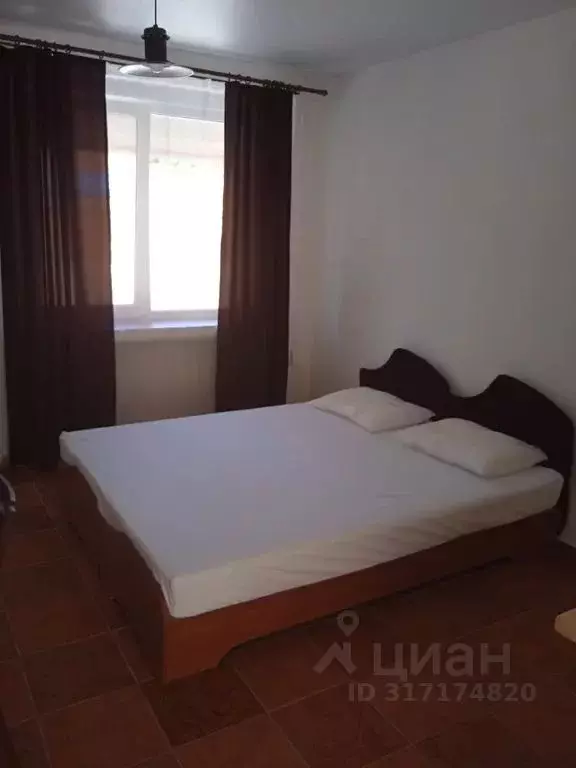 Студия Крым, Сакский район, с. Штормовое ул. Набережная, 3 (24.0 м) - Фото 1