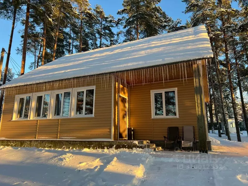 Дом в Ленинградская область, Выборгский район, Приморское городское ... - Фото 0