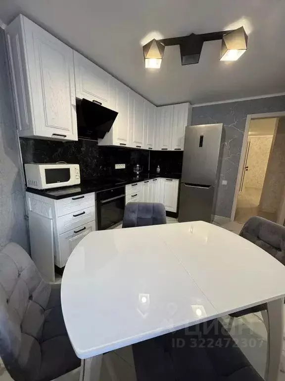Студия Белгородская область, Белгород ул. 5 Августа, 35 (46.0 м) - Фото 1