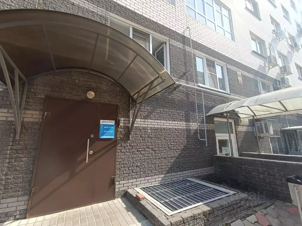 Офис в Нижегородская область, Нижний Новгород ул. Невзоровых, 87 (242 ... - Фото 1