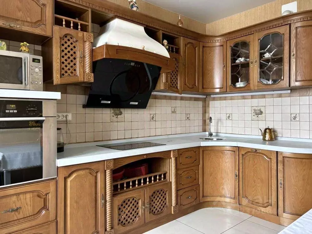 3-к кв. Иркутская область, Иркутск ул. Баумана, 214/1 (84.9 м) - Фото 0