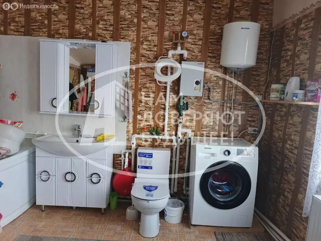 3-комнатная квартира: село Печмень, Молодёжная улица, 12 (61.8 м) - Фото 1