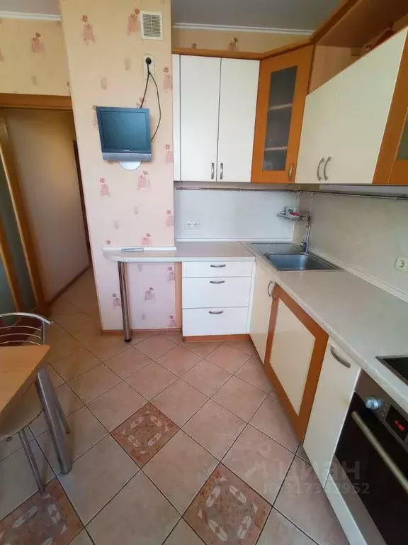 3-к кв. Москва Новороссийская ул., 24К1 (80.6 м) - Фото 0