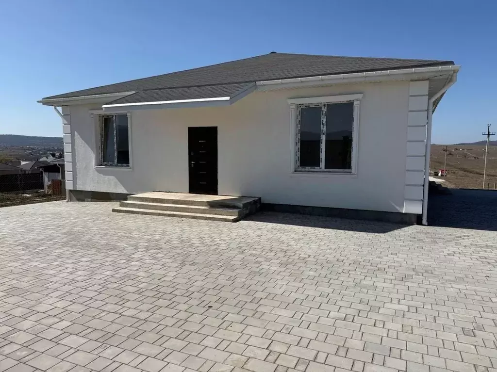 Дом в Крым, Симферопольский район, с. Доброе ул. Гузель (134 м) - Фото 2