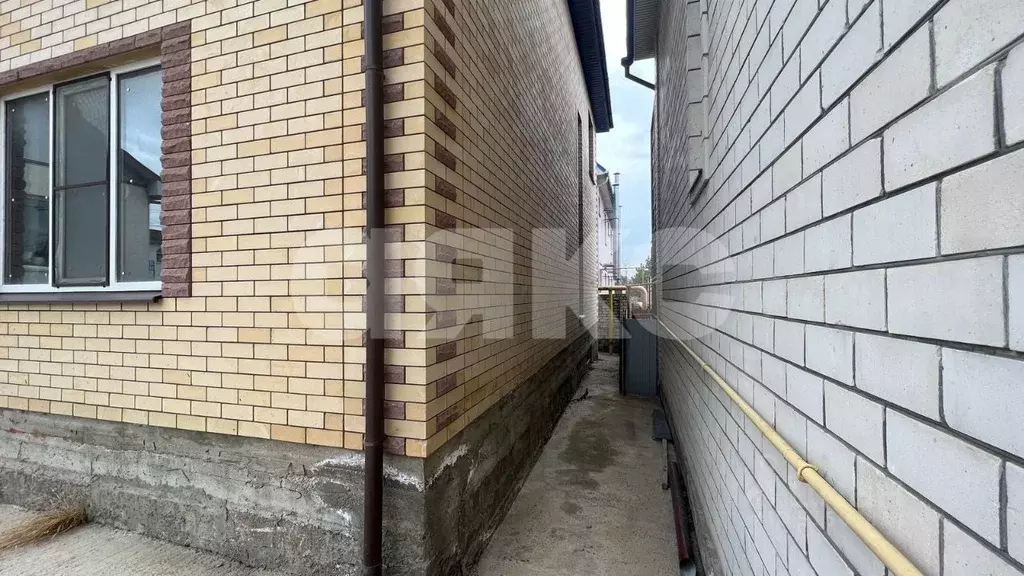 Дом в Краснодарский край, Анапа Алексеевка мкр, ул. Ореховая, 5 (220 ... - Фото 1