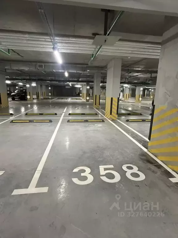 Гараж в Москва ул. Добролюбова, 8к1 (14 м) - Фото 1