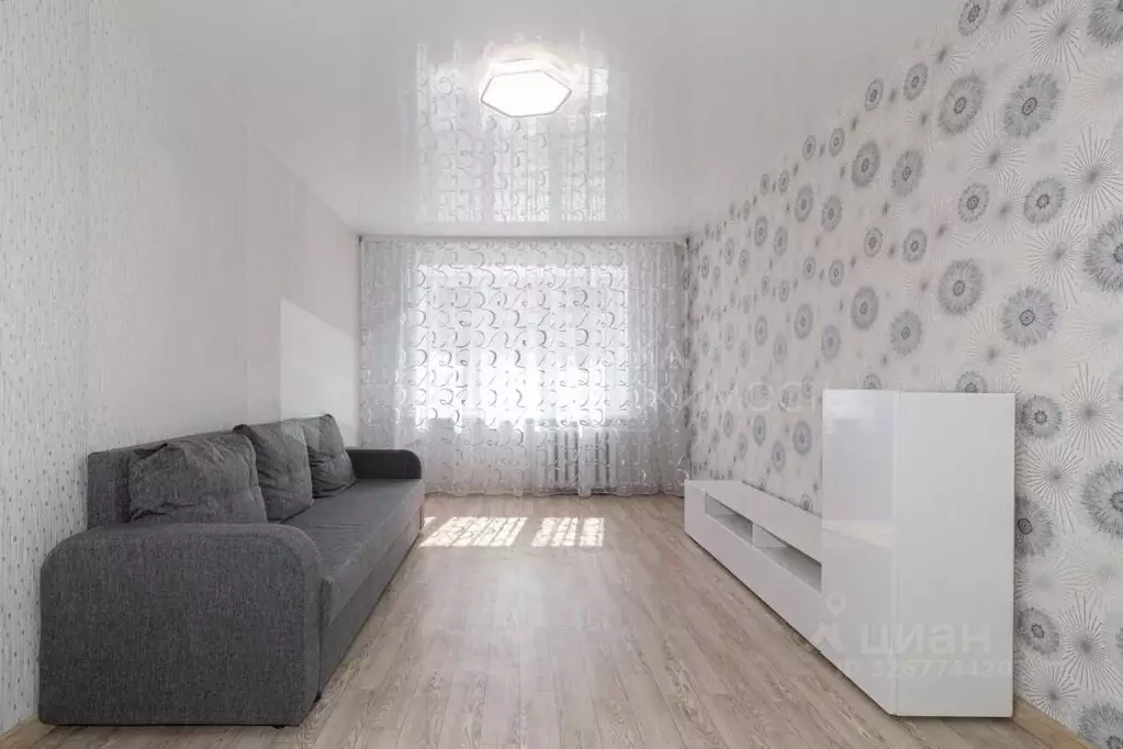 1-к кв. Тюменская область, Тюмень ул. Мельникайте, 48 (30.4 м) - Фото 1