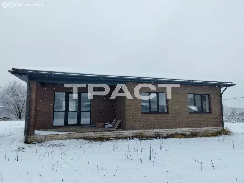 Дом в Семилуки, улица Победы (109 м) - Фото 1