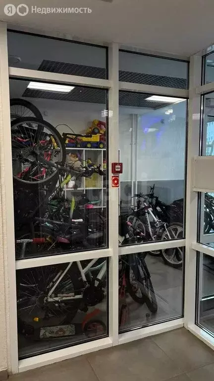 1-комнатная квартира: деревня Дударева, улица Сергея Джанбровского, 11 ... - Фото 2