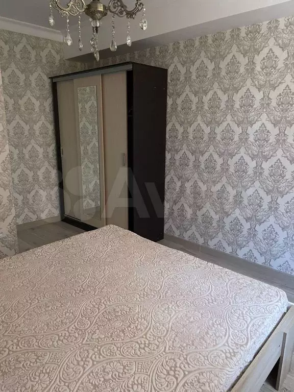 2-к. квартира, 90 м, 1/9 эт. - Фото 0