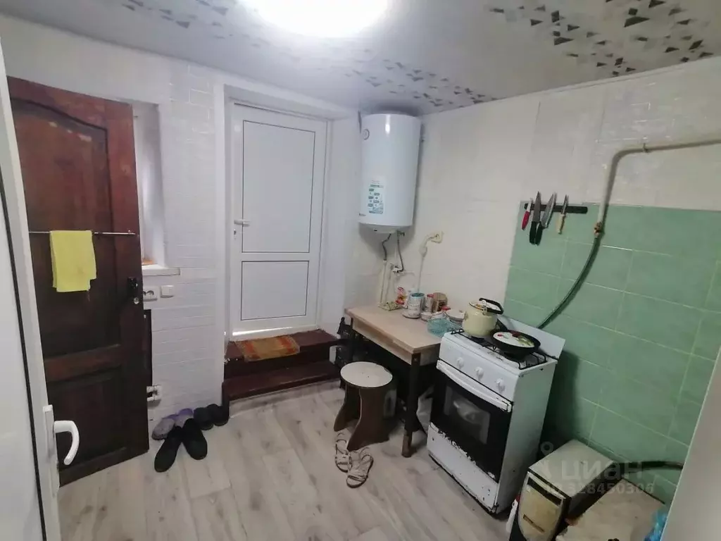 2-к кв. Краснодарский край, Ейск ул. Кирова, 80 (35.6 м) - Фото 0