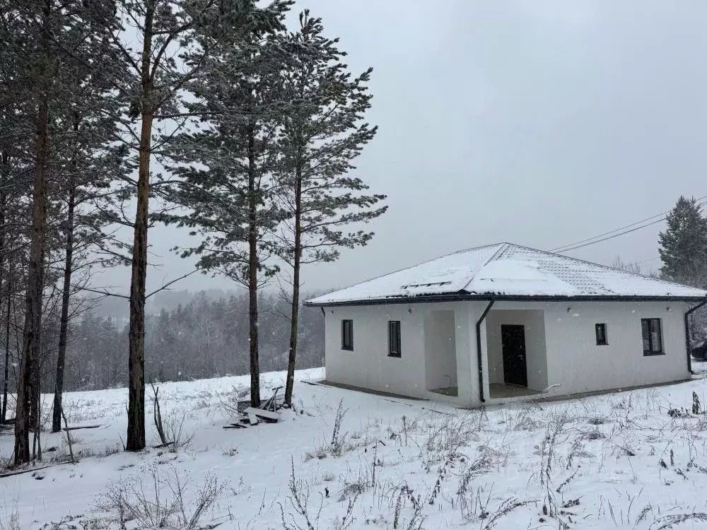 Дом в Иркутская область, Иркутск Искра мкр, ул. Строителей (100 м) - Фото 1