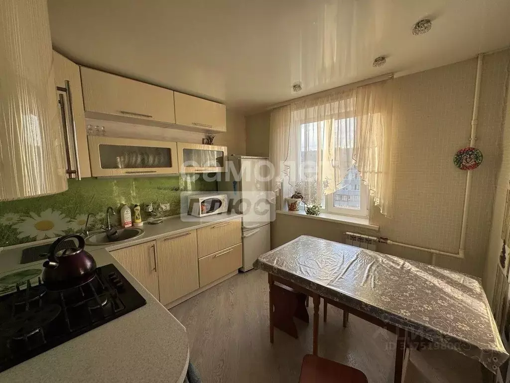 3-к кв. Коми, Сыктывкар ул. Славы, 31 (62.0 м) - Фото 0