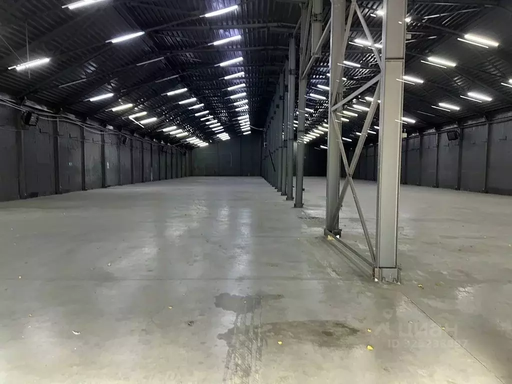 Склад в Московская область, Химки Сходня мкр, ул. Некрасова, 70 (1640 ... - Фото 1