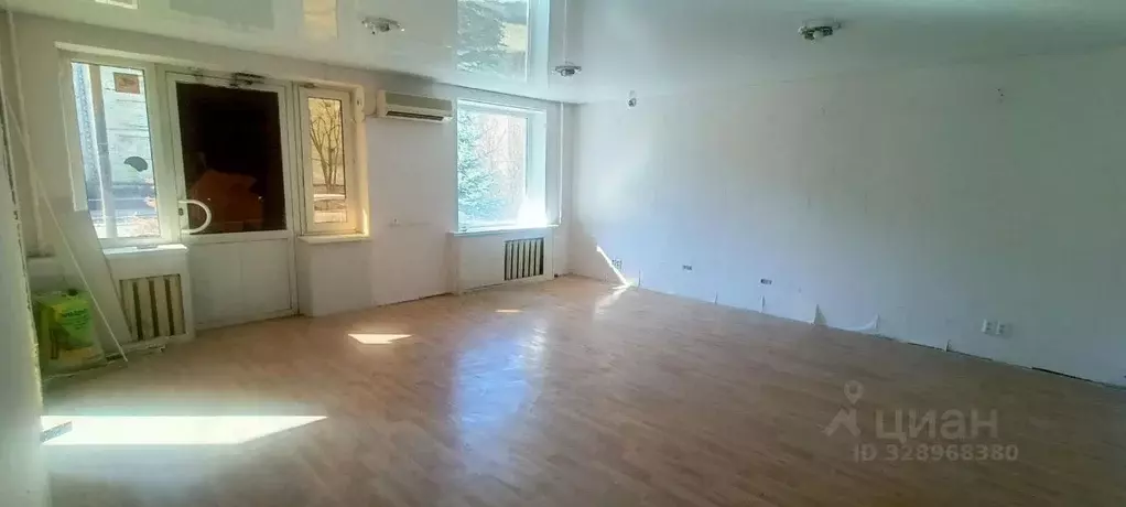 Помещение свободного назначения в Карелия, Петрозаводск ул. ... - Фото 2