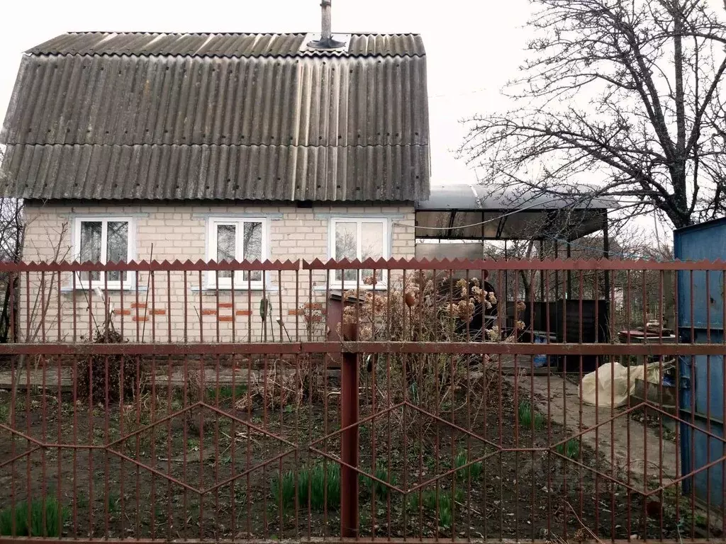 Дом в Курская область, Октябрьский район, Катыринский сельсовет, ... - Фото 0