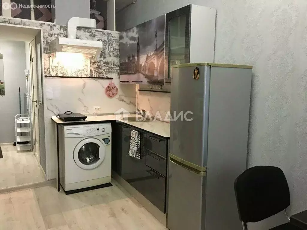 1к в 8-комнатной квартире (20.9 м) - Фото 2