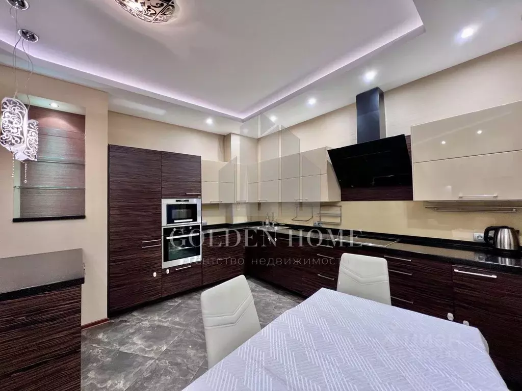 3-к кв. Санкт-Петербург Петрозаводская ул., 13 (102.0 м) - Фото 0