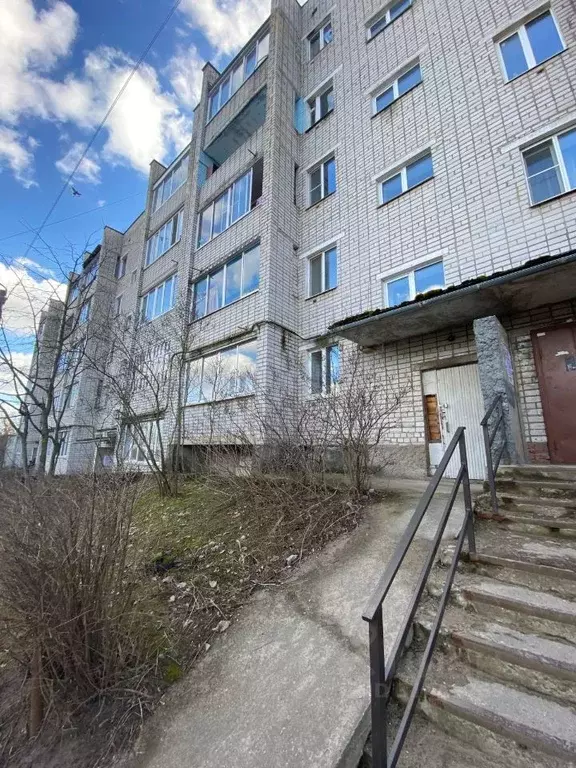 2-к кв. Тверская область, Кимры Черниговский пер., 2 (52.1 м) - Фото 0