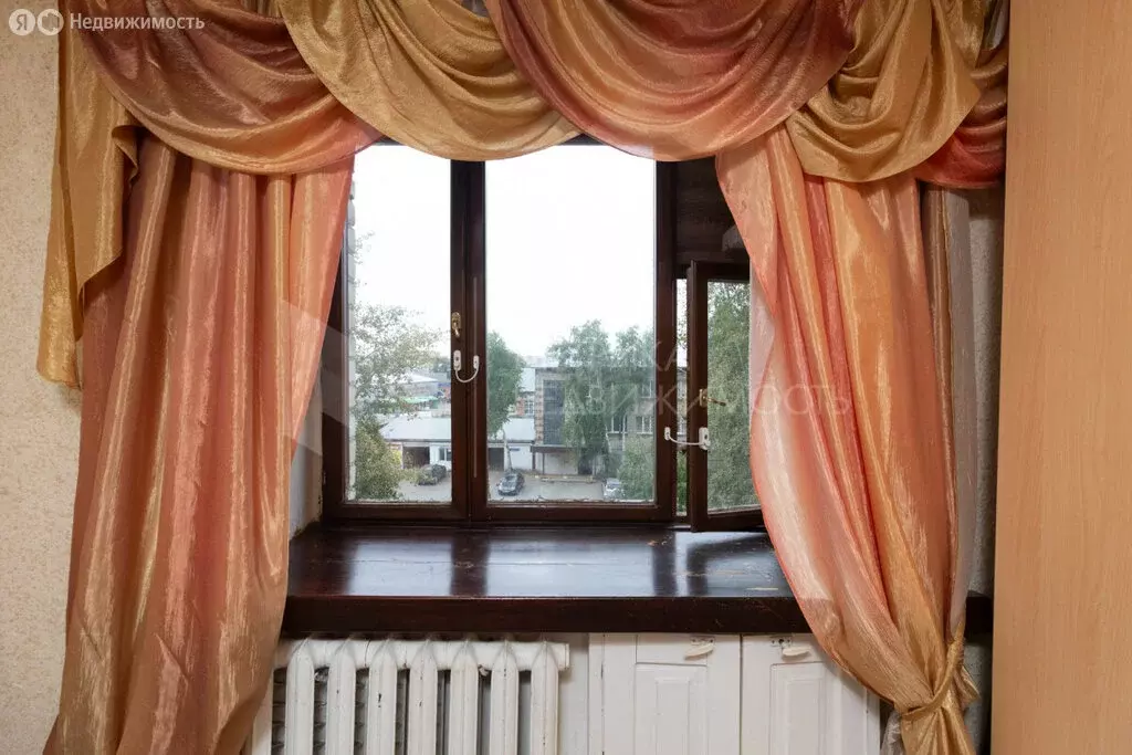 Квартира-студия: Тюмень, улица Республики, 220 (17.1 м) - Фото 1