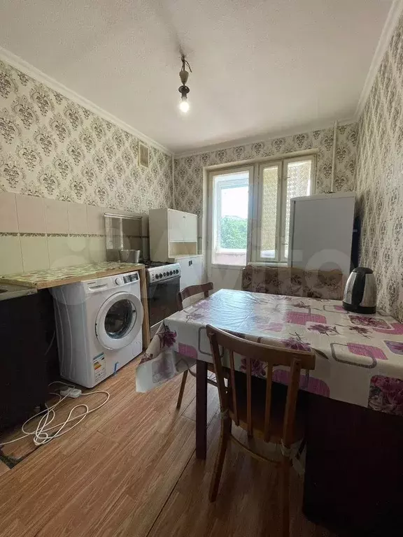 1-к. квартира, 40 м, 3/5 эт. - Фото 0