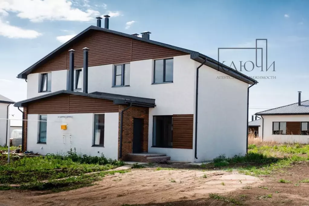 Таунхаус в Челябинская область, Магнитогорск ул. Дубравная, 28 (122 м) - Фото 1