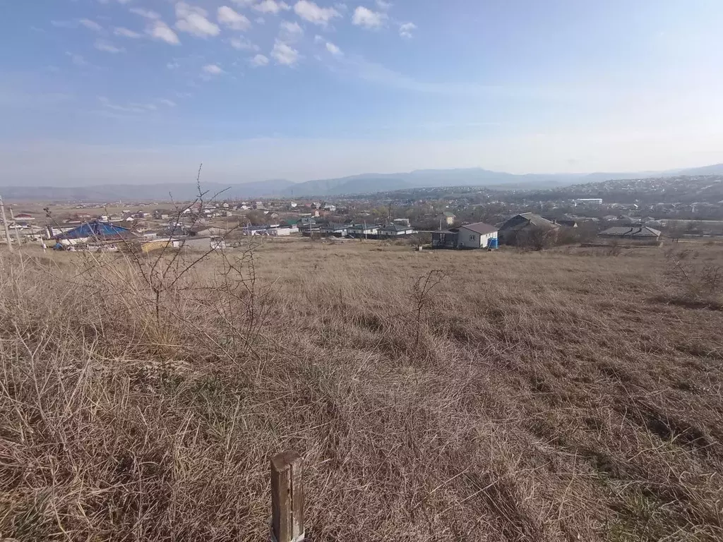 Участок в Крым, Симферопольский район, с. Доброе ул. Хачатуряна, 21 ... - Фото 2