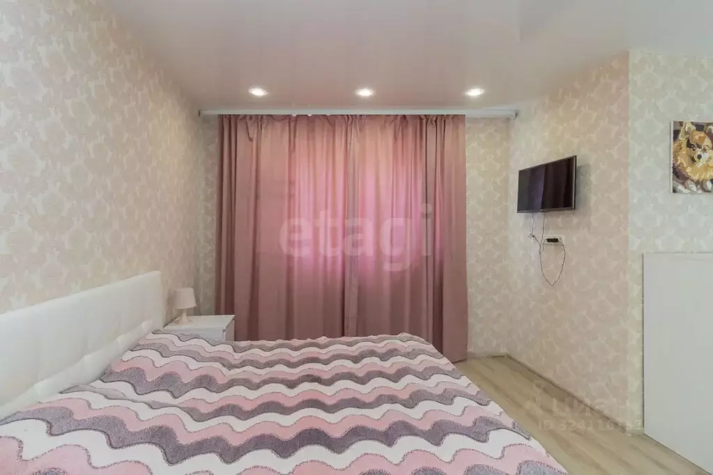 2-к кв. Тюменская область, Тюмень Харьковская ул., 68 (81.0 м) - Фото 1