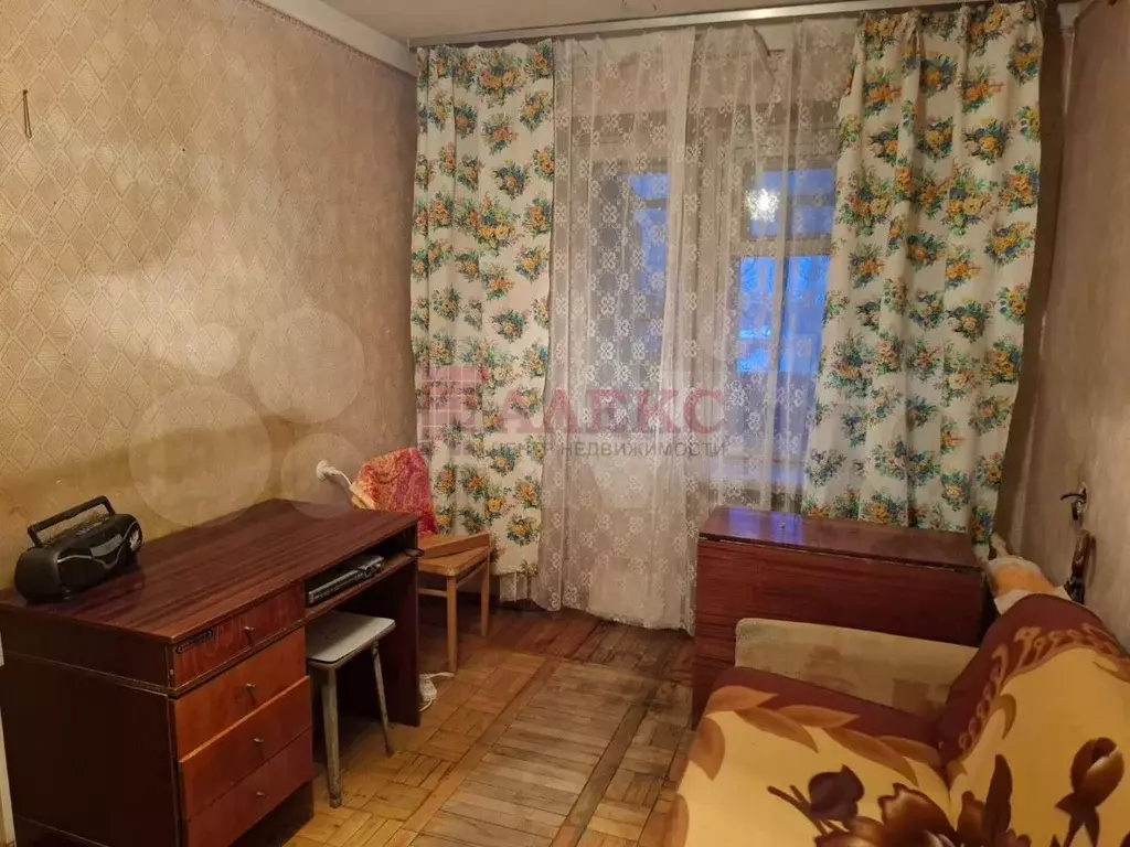 Комната 12 м в 3-к., 4/9 эт. - Фото 0
