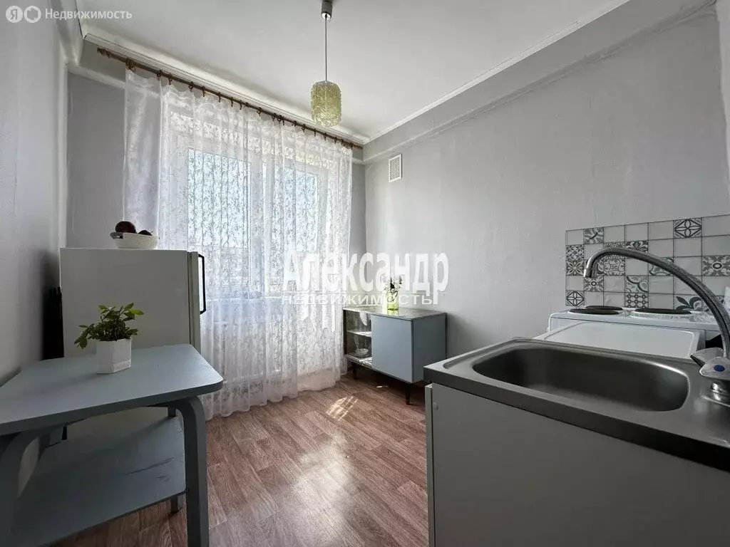 1-комнатная квартира: Санкт-Петербург, проспект Наставников, 11к1 ... - Фото 1