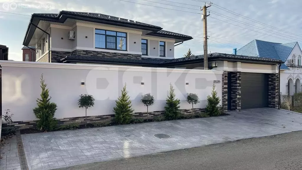 Дом в Витязево, улица Лермонтова (210 м) - Фото 0