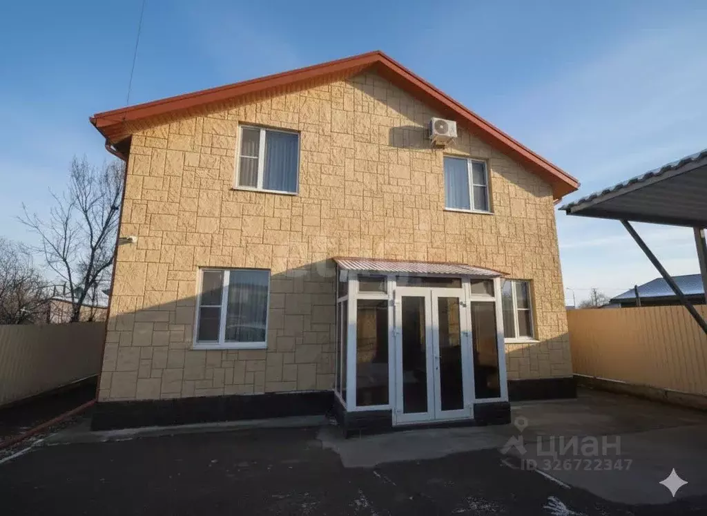 Дом в Краснодарский край, Темрюк пос. Комсомольский, ул. Кати ... - Фото 0