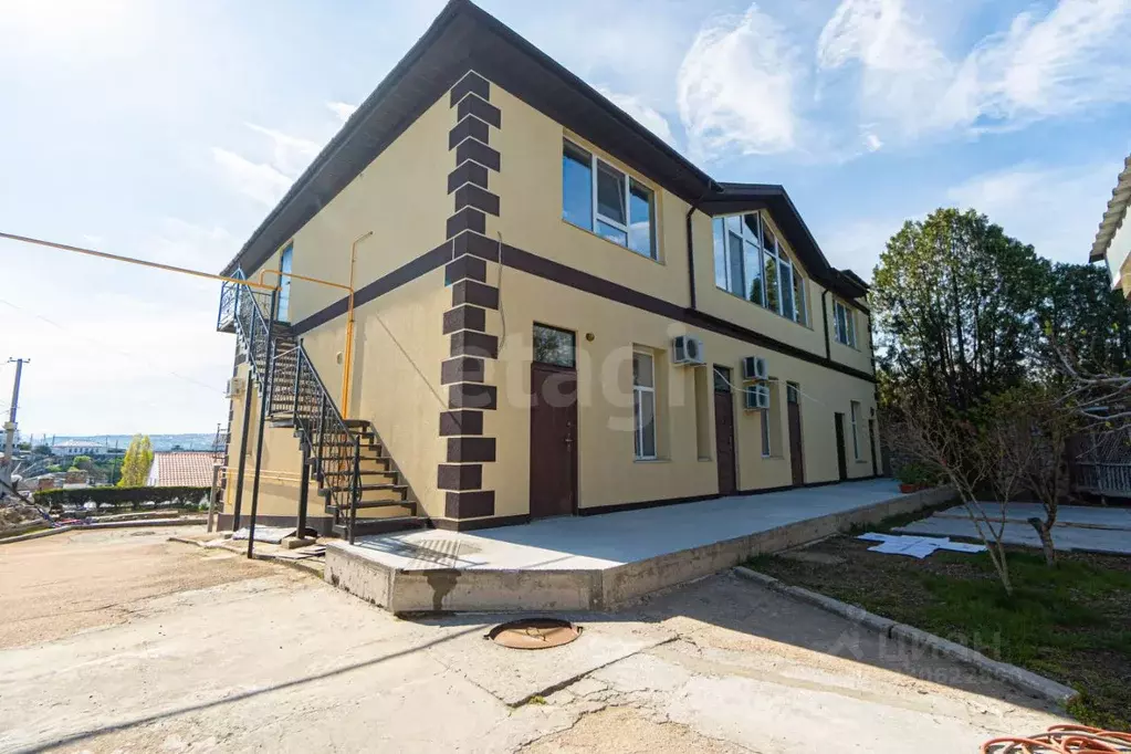 Дом в Севастополь спуск Степана разина, 3А (600 м) - Фото 1