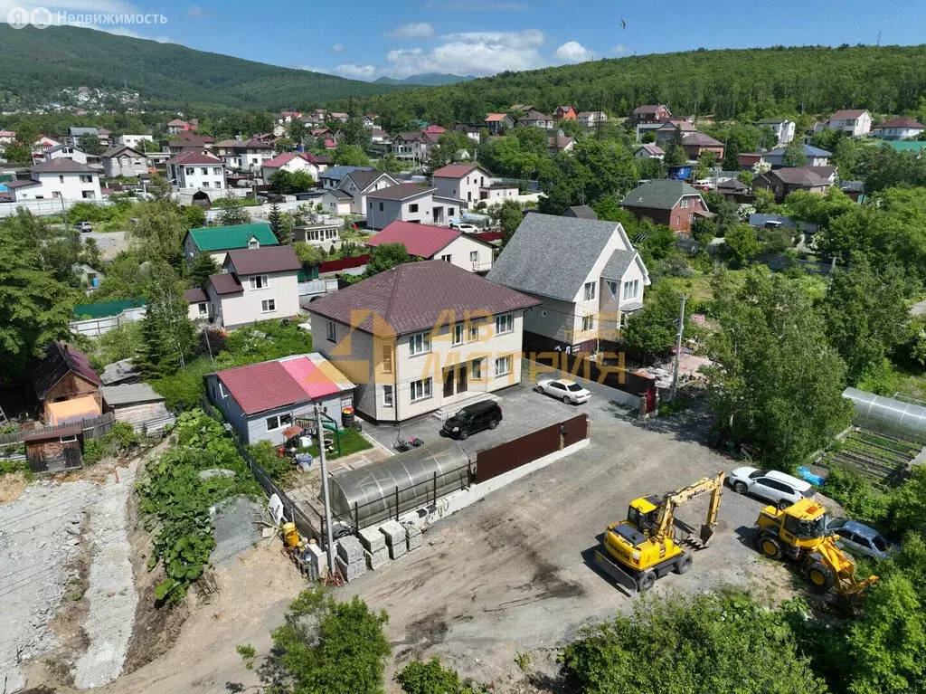 Дом в Сахалинская область, Южно-Сахалинск (240 м) - Фото 2