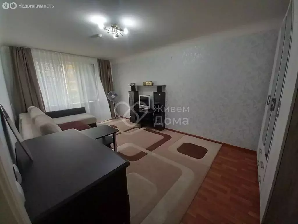 1-комнатная квартира: Волжский, улица имени Генерала Карбышева, 120 ... - Фото 0