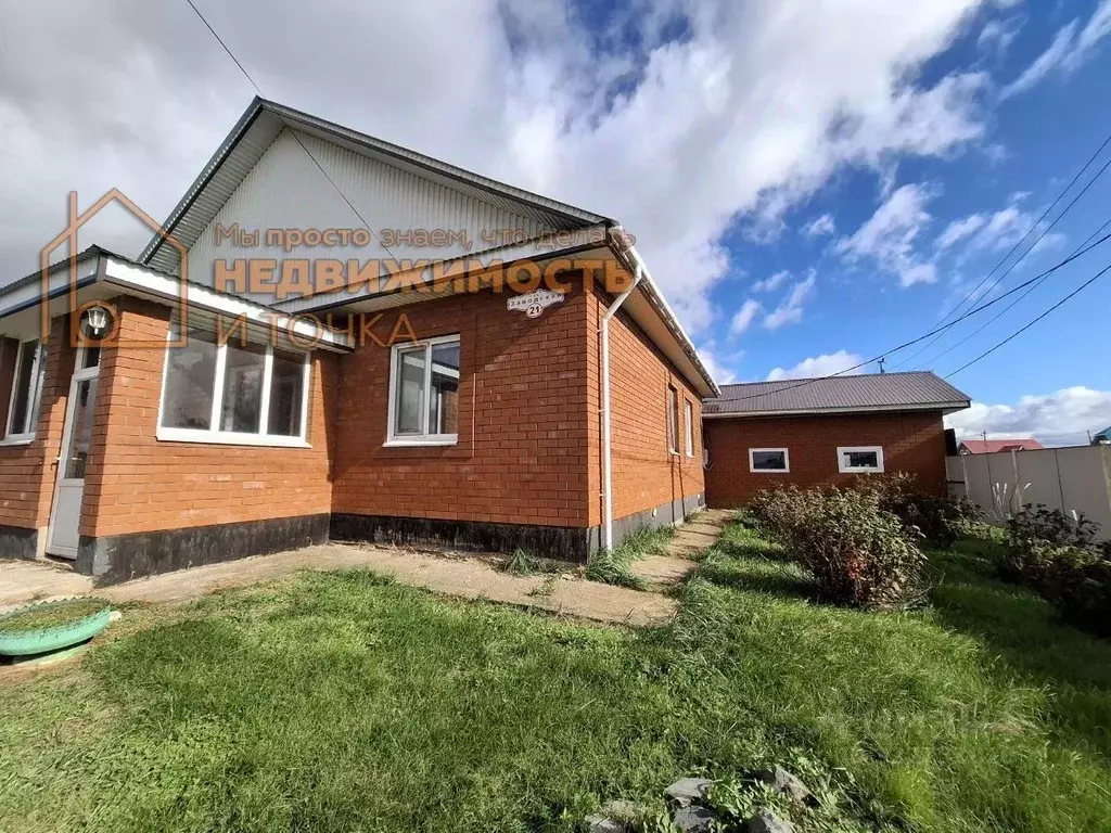 Дом в Башкортостан, Илишевский район, Юнновский сельсовет, с. ... - Фото 1