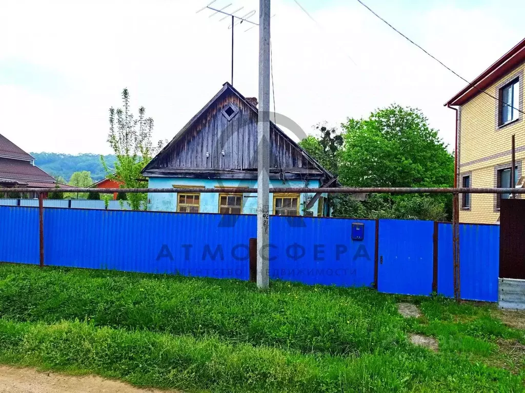 Дом в Краснодарский край, Хадыженск Апшеронский район, ул. Д. Бедного ... - Фото 0