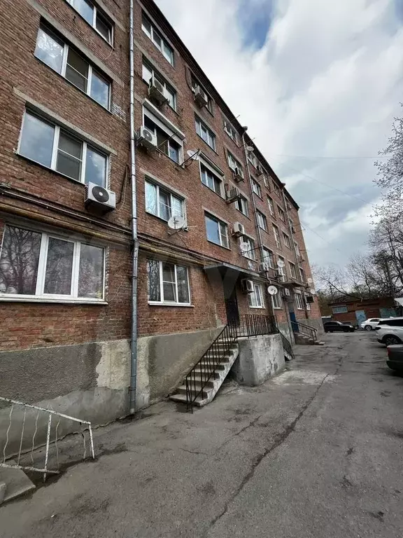 Комната 17 м в 3-к., 1/5 эт. - Фото 0