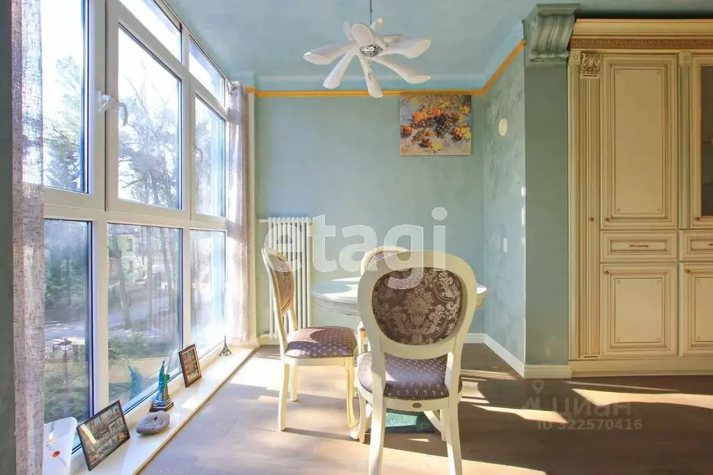 3-к кв. Калининградская область, Светлогорск Почтовая ул., 4 (72.8 м) - Фото 1